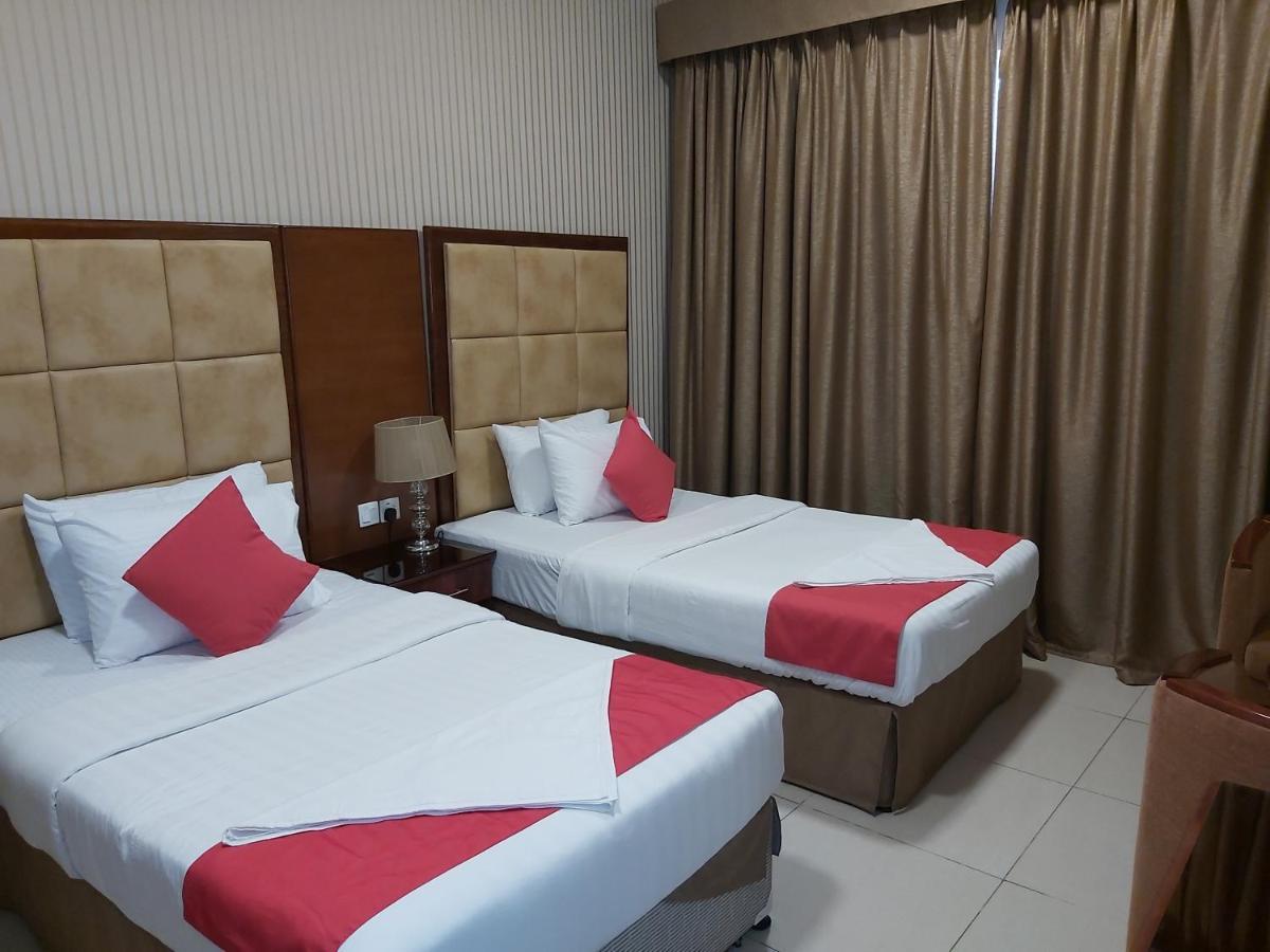 Bliss Hotel Dubai Exterior foto